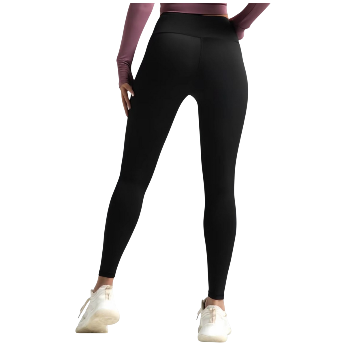 Leggins deportivos entubados y acolchados de color negro de la marca My Store 2 en la imagen.