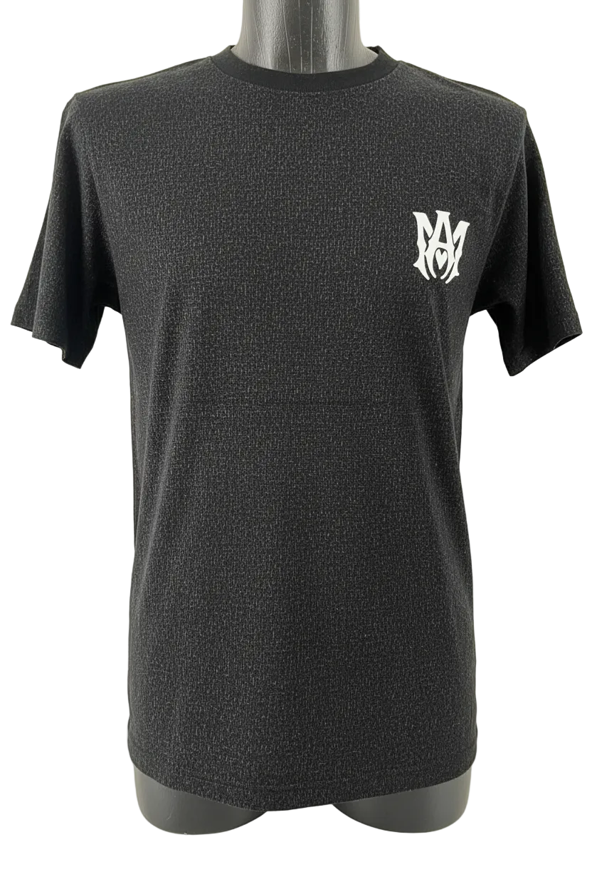 AMIRI NEGRA CON LETRAS DE COLORES EN LA ESPALDA XL