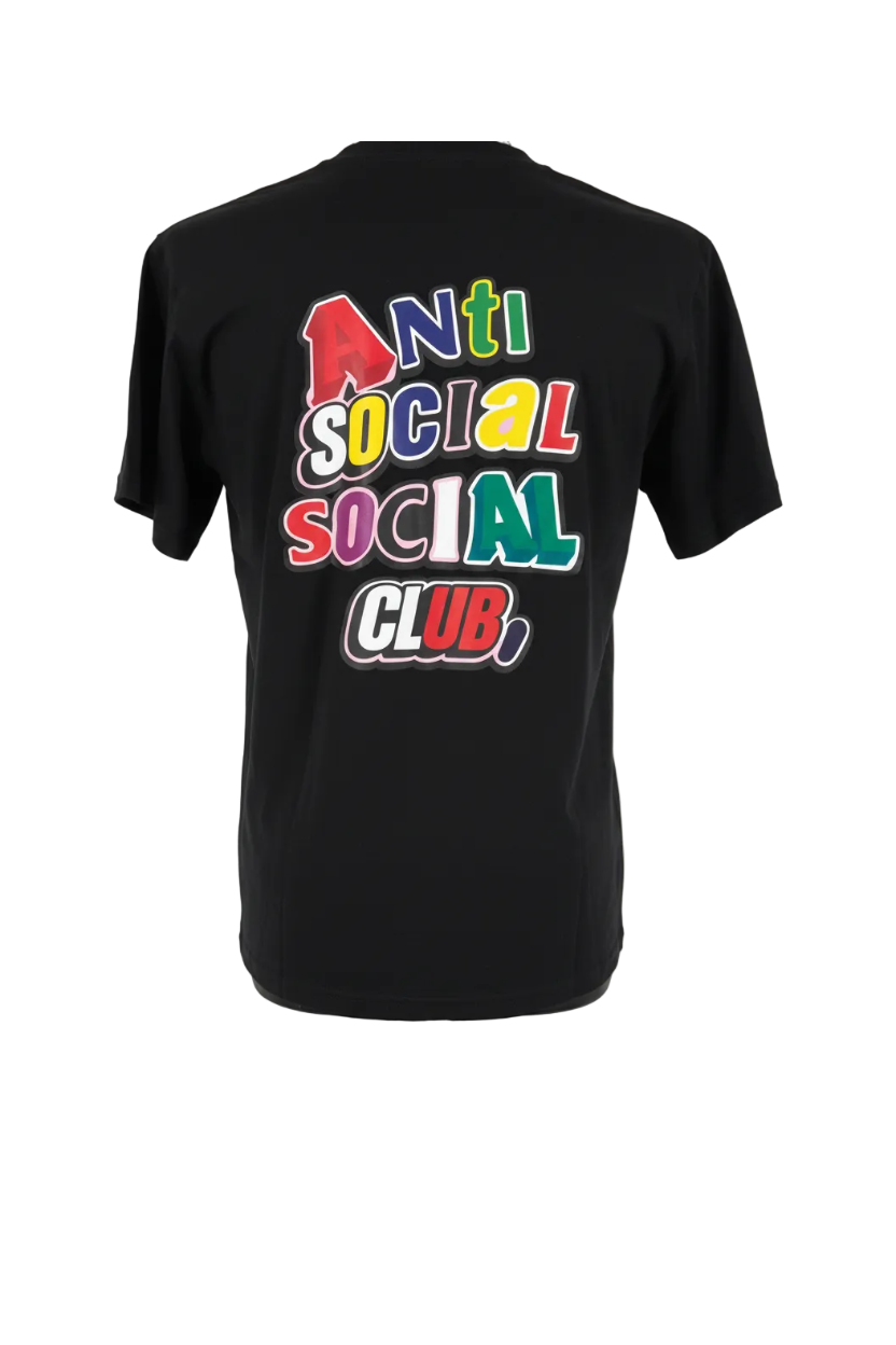 ANTI SOCIAL LETRAS DE COLORES CAMISA NEGRA