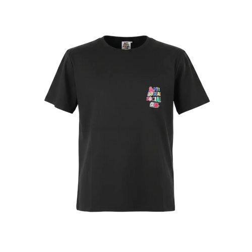 Playera premium Antisocial Club negra con letras de colores en la espalda, talla XL, de la marca Selah Boutique.