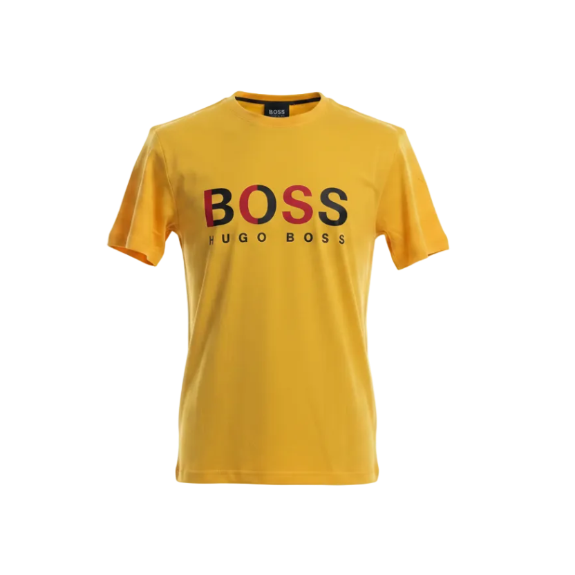 Playera premium BOSS amarilla de Selah Boutique, camiseta de color amarillo brillante con diseño moderno.