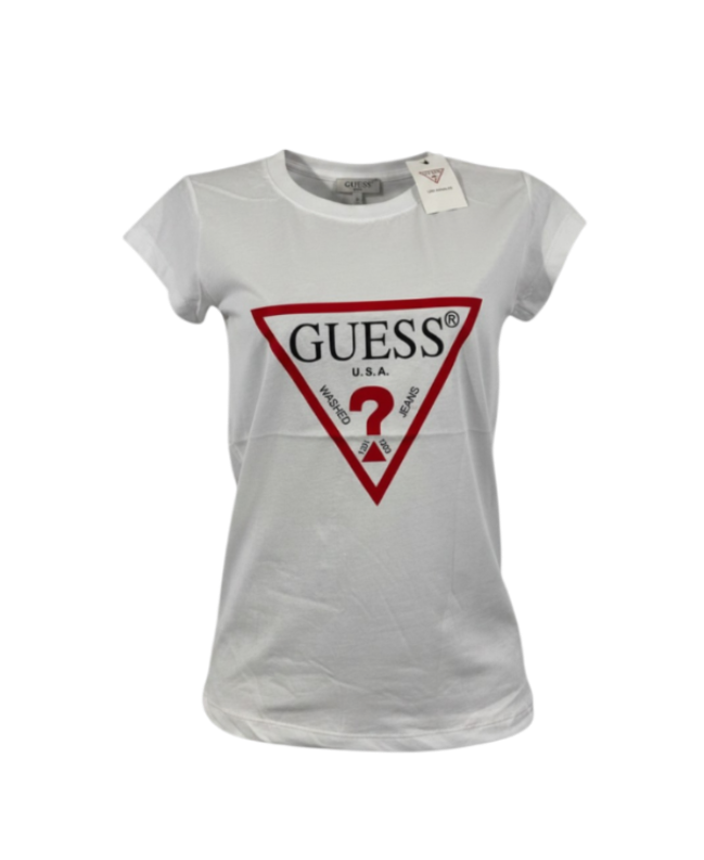 Playera premium blanca para mujer de la marca Guess, estilo casual y moderno, mostrada en la imagen sobre fondo neutro.