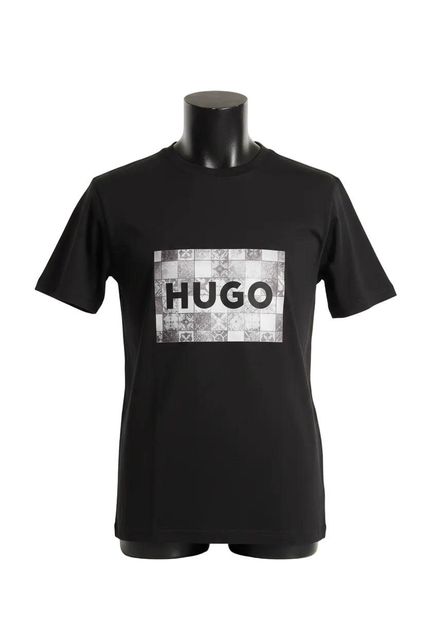 HUGO BOSS NEGRA LOGO EN MOSAICOS XL