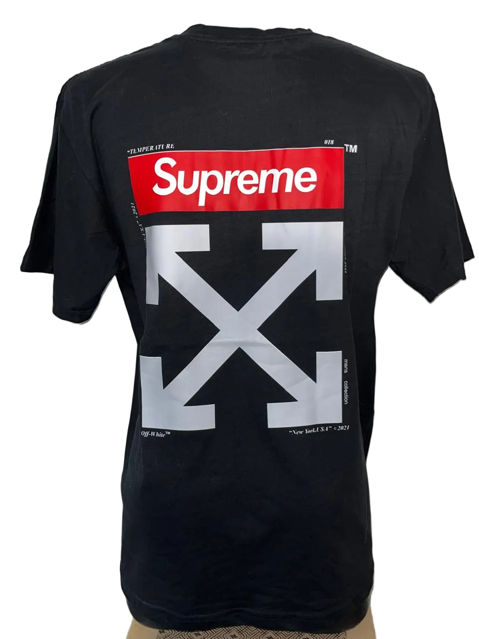 OFF WHITE SUPREME FONDO ROJO G