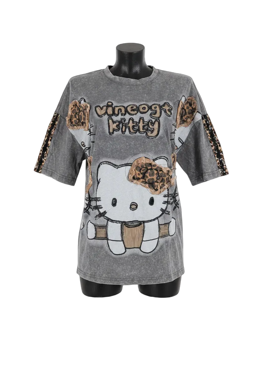 BLUSA HELLO KITY GRIS MANGAS LEOPARDO