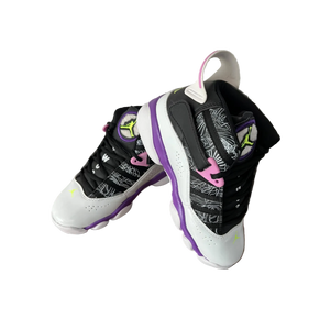 TENIS JORDAN FLIGHT NEGRO / MORADO
