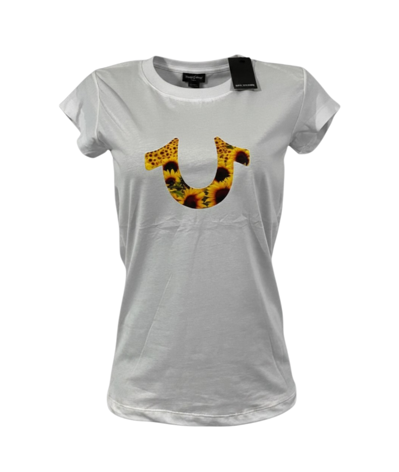 Playera blanca para mujer de la marca True Religion, estilo premium y cómoda, mostrada en la imagen.