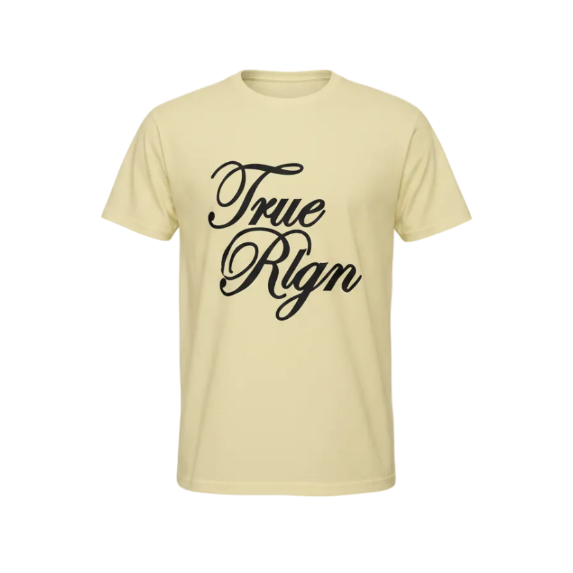 Playera premium TRUE RLGN AMARILLA G de Selah Boutique, camiseta amarilla con diseño en la parte frontal, vista frontal.